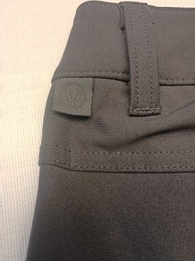 lululemon athletica Men's Dark Gray/Charcoal Performance Jeans